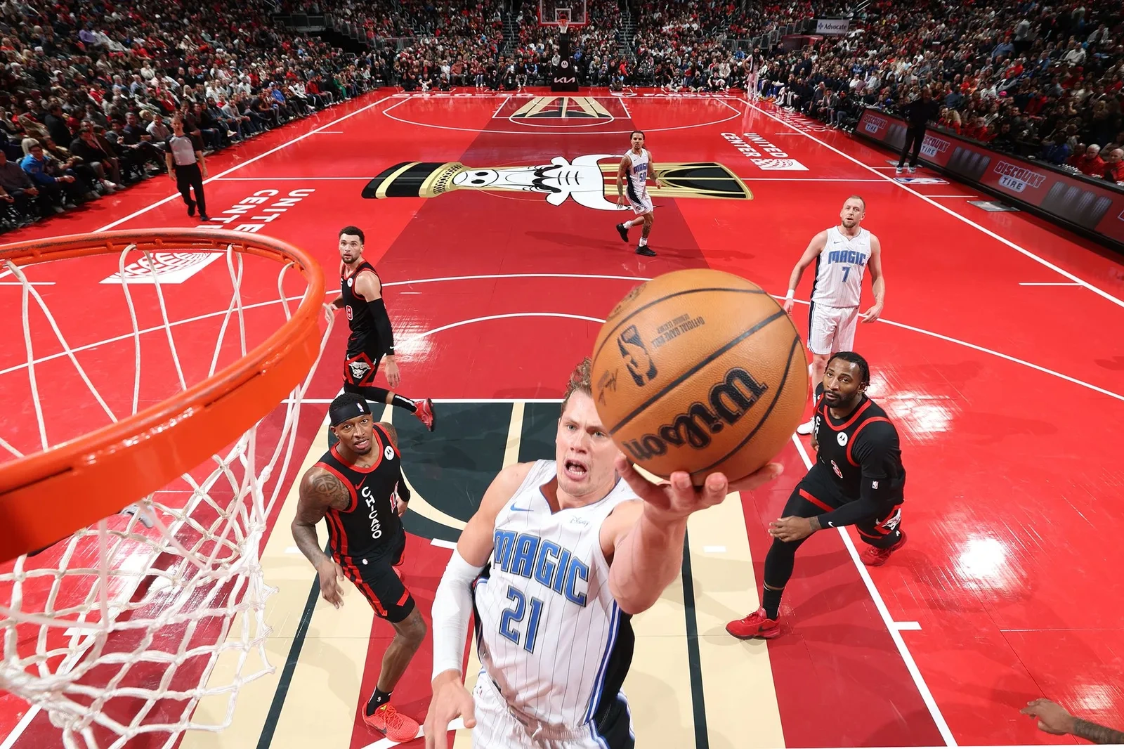 足球博彩APP直播的NBA篮球比赛精彩画面